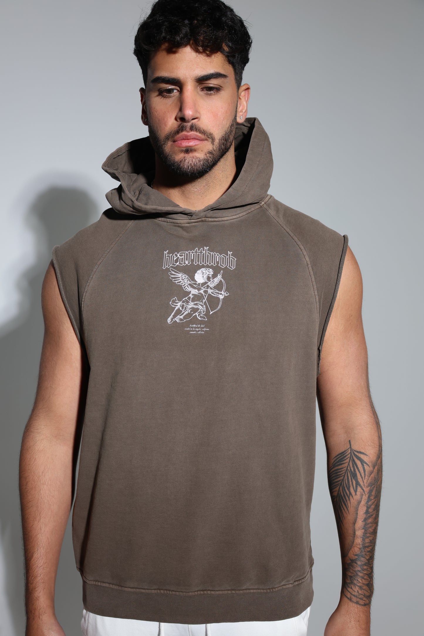 "Cherub" Sleeveless Hoodie (Faded Brown)